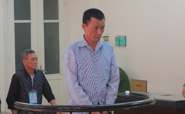 Nguyễn Quý Cường trước vành móng ngựa.