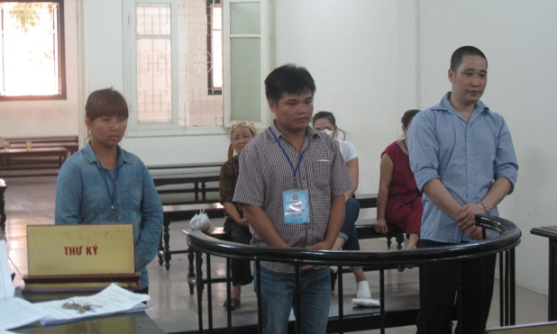 Các bị cáo tại phiên toà.