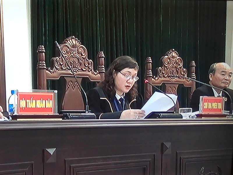 Chủ tọa công bố lời khai của ông Phí Thái Bình.