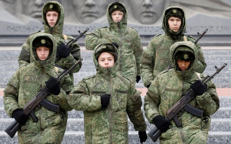 Với sự suy giảm dự kiến ở nam giới trong độ tuổi 20-34 vào năm 2030, để duy trì quân đội 900.000 người, Nga sẽ phải tăng tỷ lệ quân sự hóa lên 7,79% vào năm 2025 