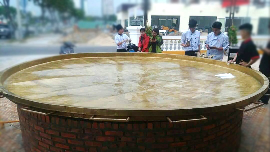 Chiếc bánh xèo có đường kính 3,68m