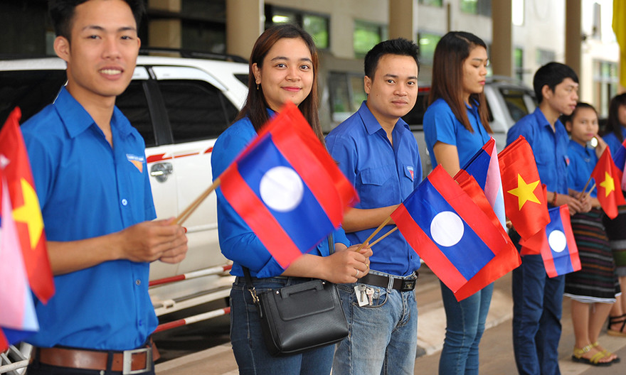 Gặp gỡ hữu nghị thanh niên là hoạt động góp phần giáo dục cho thanh niên hai nước về tình đoàn kết đặc biệt Việt Nam - Lào (ảnh: Xuân Tùng)