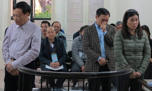 Các bị cáo tại tòa.