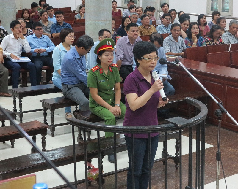 Châu Thị Thu Nga trả lời HĐXX.