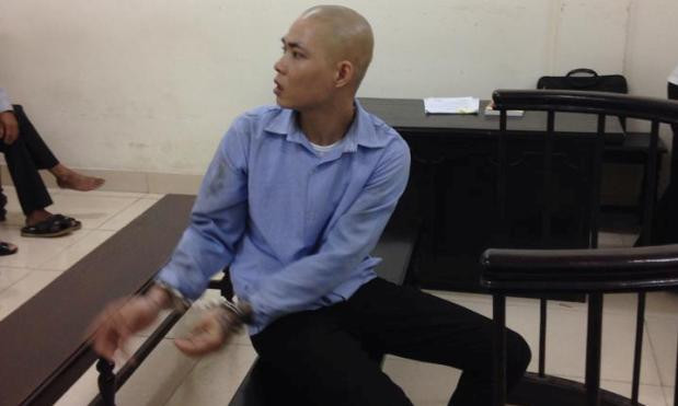 Trần Văn Thiện tại phiên tòa.