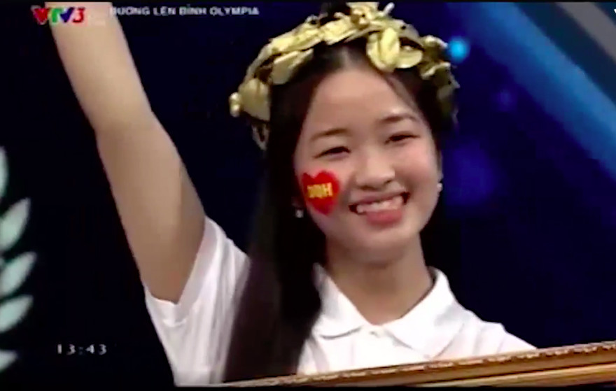 Yến Ly giành chiến thắng cuộc thi tuần