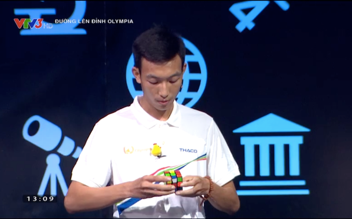 Màn giới thiệu phụ huynh có '1-0-2' của kỷ lục gia Đường lên đỉnh Olympia