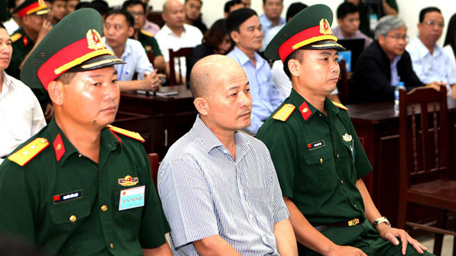 Bị cáo Đinh Ngọc Hệ cho rằng bị vu khống. Ảnh: Zing