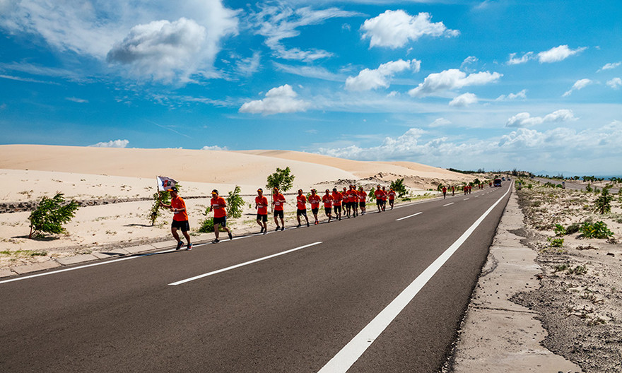 Việt Nam có kỷ lục thế giới chạy xuyên lãnh thổ Quốc gia