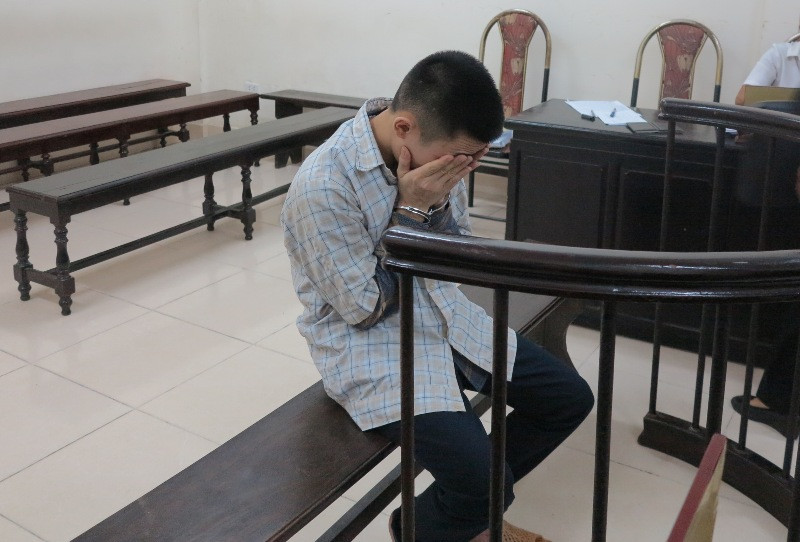 Cao Tiến Chung tại tòa.