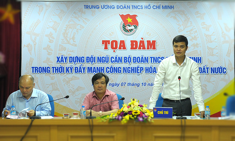 Bí thư T.Ư Đoàn Bùi Quang Huy phát biểu tổng kết toạ đàm