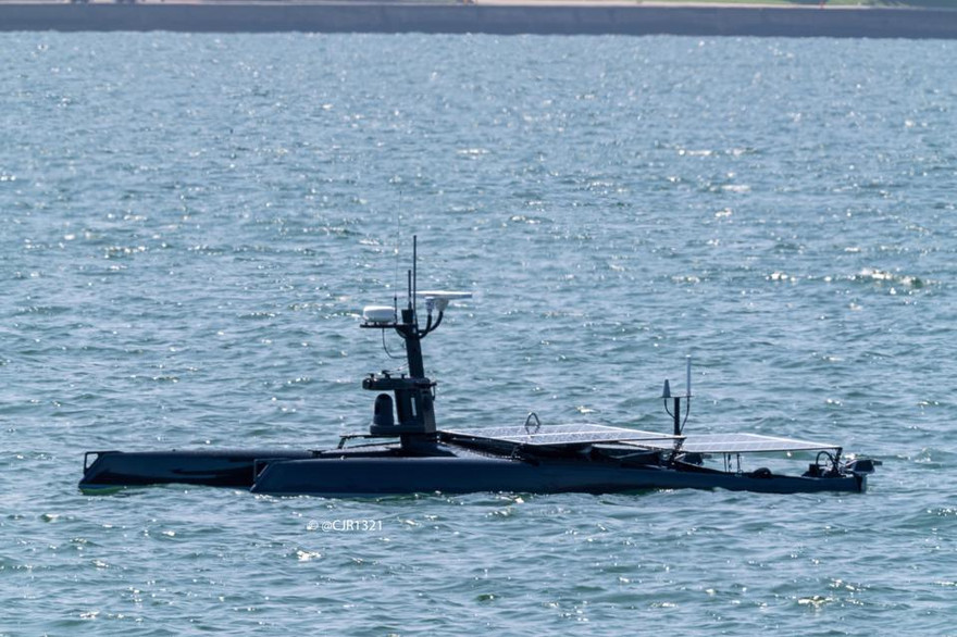 USV Catbus, con tàu chạy bằng năng lượng mặt trời được phát hiện ở cảng San Diego