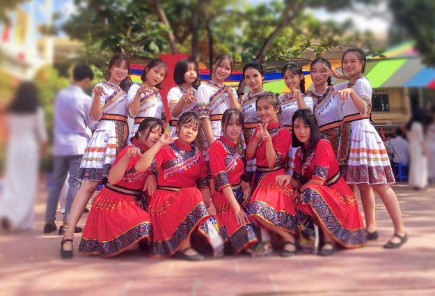 Nhan sắc các Mị 'đốn tim' mùa khai giảng