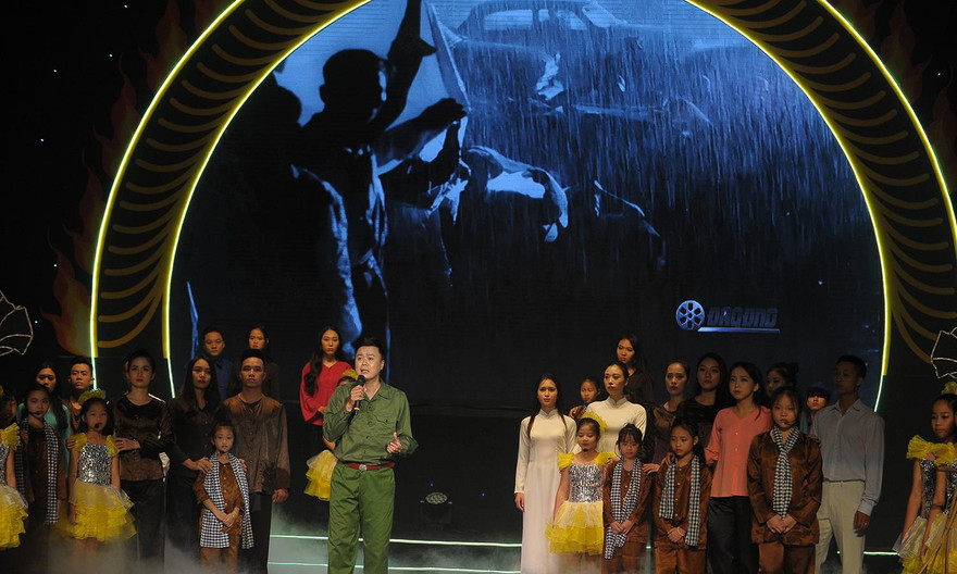 Ngân vang 'Nửa thế kỷ thực hiện lời thề thiêng liêng với Bác'