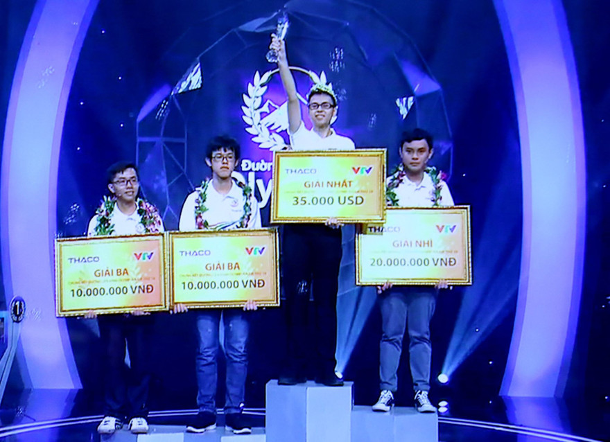 Thế Trung vô địch Olympia năm 19. Ảnh: Như Ý