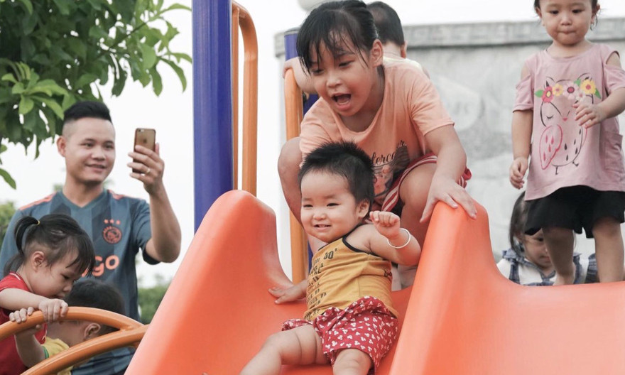 Những sân chơi đầu tiên được dành tặng cho trẻ em