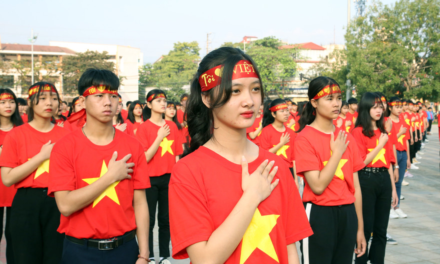 Tuổi trẻ Điện Biên tham gia Hành trình Tôi yêu Tổ quốc. Ảnh: Lâm Hải Đăng
