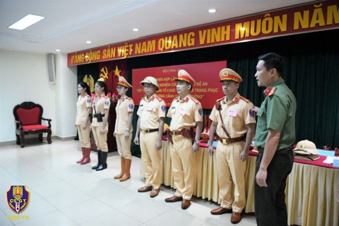 Đề án đổi mới trang phục của CSGT đang được thực hiện. Ảnh Cục CSGT.
