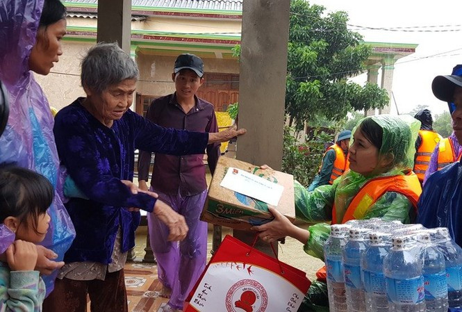 T.Ư Đoàn kêu gọi thanh niên 'San sẻ yêu thương cùng miền Trung'