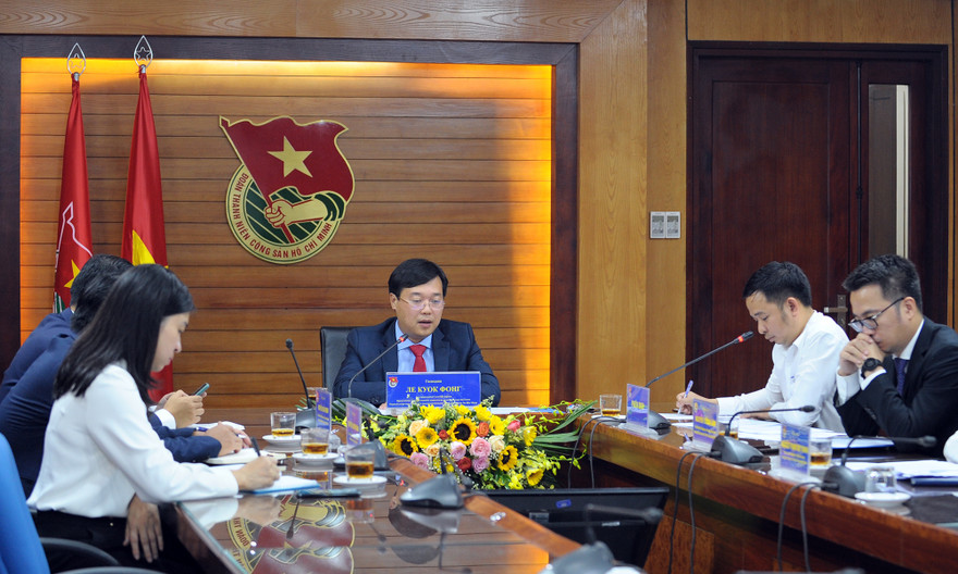 Điện đàm lãnh đạo cấp cao cơ quan thanh niên Việt - Nga