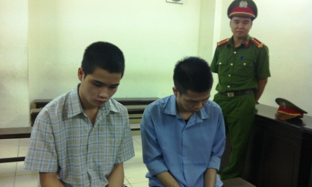 Các bị cáo tại toà.