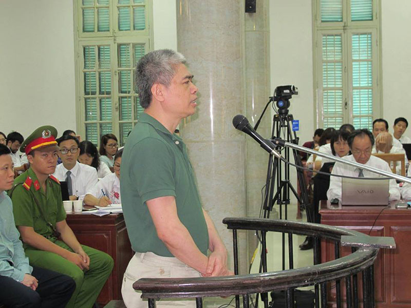 Bị cáo Nguyễn Xuân Sơn trả lời HĐXX.