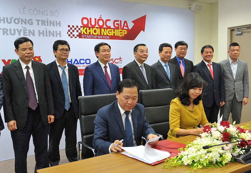 Lễ ký kết phối hợp chương trình truyền hình Quốc gia khởi nghiệp chiều 3/4