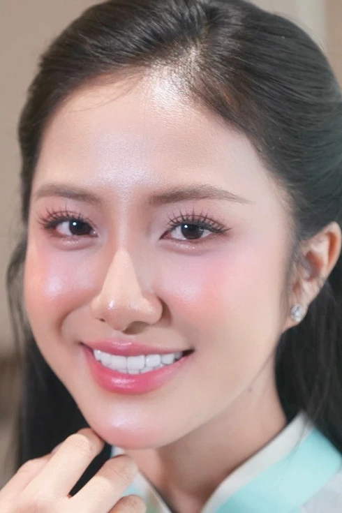 Hoa hậu Hà Trúc Linh: 'Muốn học thạc sĩ, ước mơ làm giám đốc marketing'