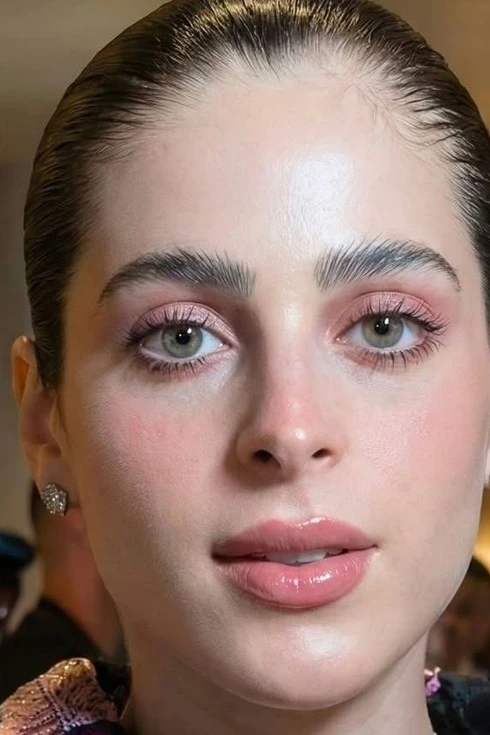 Đương kim Hoa hậu Hoàn vũ bị chê bai