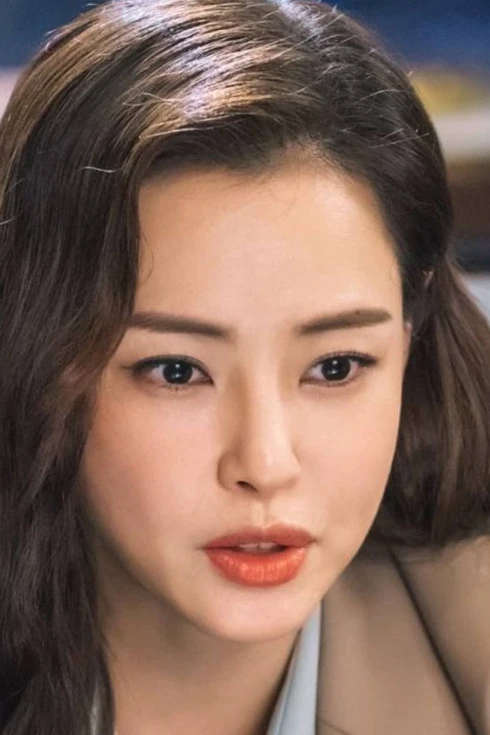 Hoa hậu đẹp nhất Hàn Quốc bị truy tố