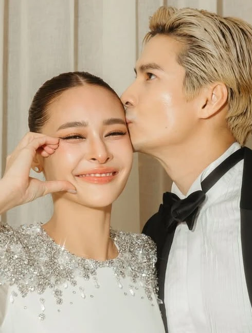 Hoa hậu Hoàn vũ Thái Lan kết hôn