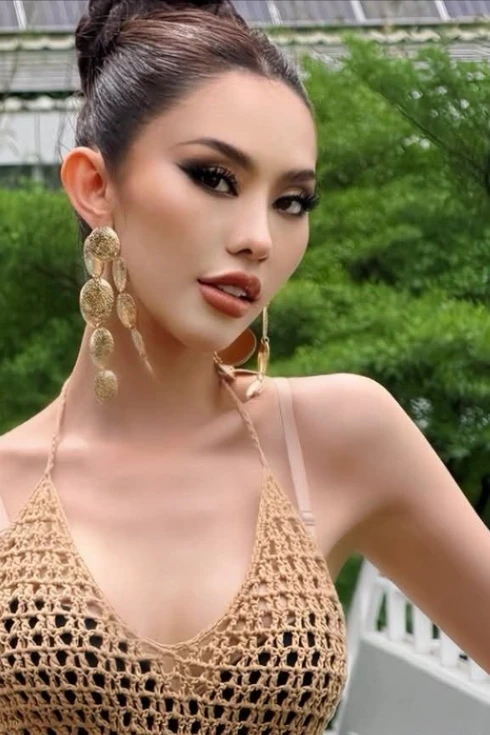 Đại diện Campuchia thi Hoa hậu Hoàn vũ bất chấp lệnh cấm