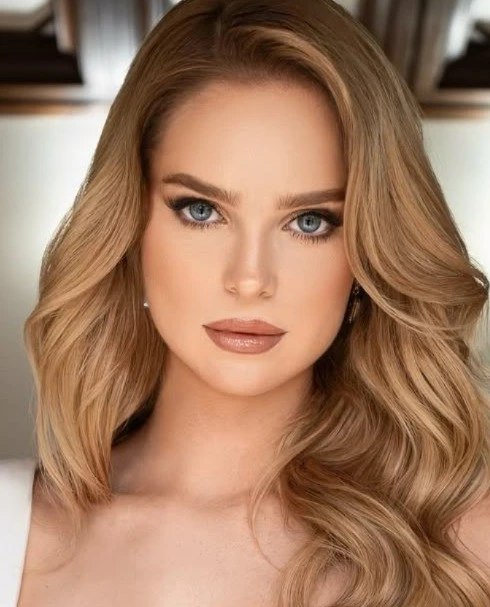 Cô gái có một triệu người theo dõi ở Hoa hậu Hoàn vũ 2025