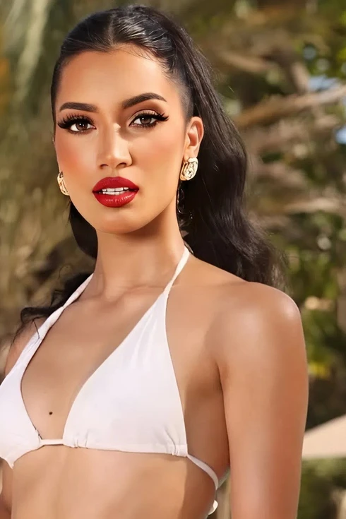 Huấn luyện viên thể hình đăng quang hoa hậu