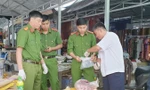 Bắt 3 cán bộ liên quan vụ để hơn 8 tạ thịt lợn nhiễm dịch tuồn ra chợ