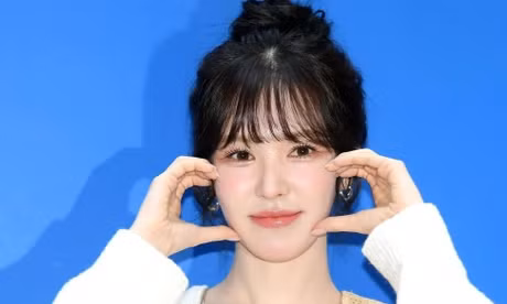 Wendy của Red Velvet là 'nữ ca sĩ bạn muốn cùng che ô trong ngày mưa nhất K-pop'?