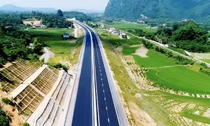 Đề xuất đầu tư cao tốc Mộc Châu - Sơn La gần 22.300 tỷ đồng