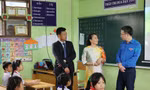 Bí thư Trung ương Đoàn thăm trường song ngữ Việt Nam - Lào Nguyễn Du