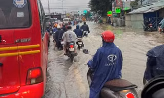 Cảnh báo mưa lớn và ngập úng tại Đồng Nai: Nguy cơ sạt lở bờ sông