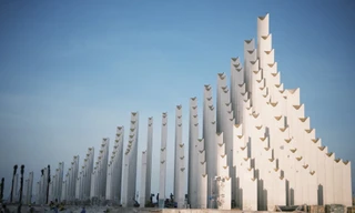 143 trụ cột tháp Tam Thắng ở TPHCM 'phát sáng' dưới nắng