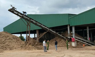 Lý do 2 công nhân thương vong do rơi từ độ cao 6m ở Lào Cai