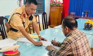 Bị xử phạt vì đi ngược chiều, tài xế ô tô khai do tin Google Maps