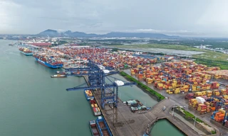 Một phường ở TP.HCM sở hữu siêu cảng trong top 10 thế giới