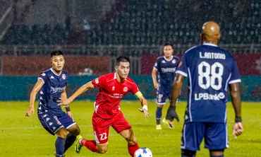 Hải Phòng lội ngược dòng CLB Công an TPHCM bằng lối chơi khó chịu