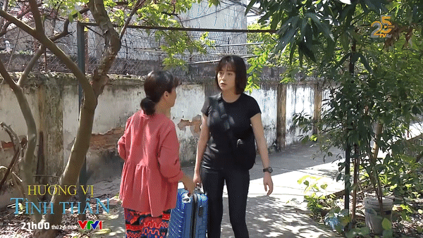 Bà Bích chán nản vì lo tình yêu của Nam và Long "đứt, gãy, toang) Bà Bích chán nản vì lo tình yêu của Nam và Long "đứt, gãy, toang)