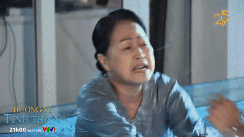 Bà Dần náo loạn cả nhà vì bệnh lẫn