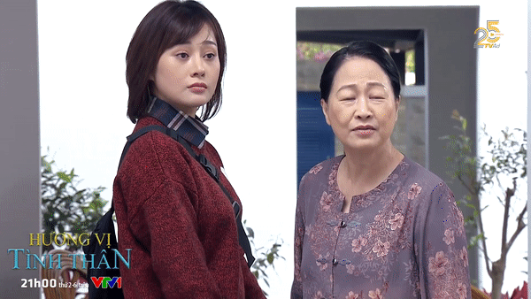 Bà Dần cố tình trêu tức bà Bích khi dắt Nam lên chơi với mình và làm khó bà Bích