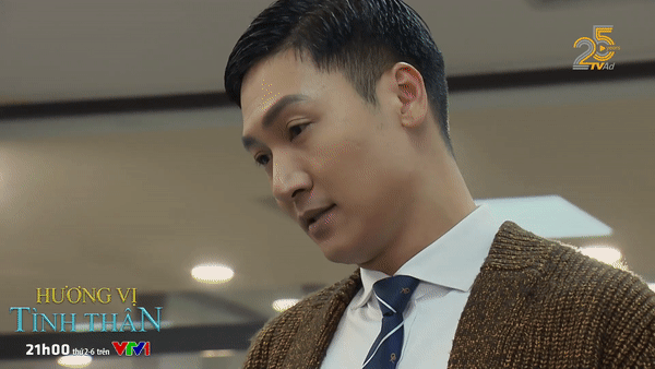 Long càng ngày càng thân thiết với Nam, bị cô trêu ngươi