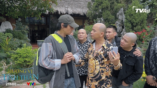 Ông Sinh nhờ tới dân anh chị để tìm cách giúp đỡ con gái Ông Sinh nhờ tới dân anh chị để tìm cách giúp đỡ con gái