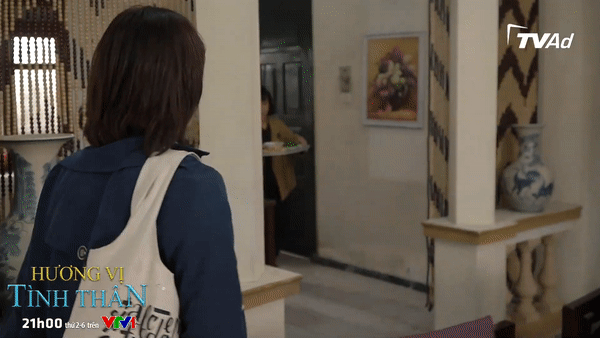 Nam giận mẹ tím mặt vì bà bỏ trốn để lại khoản nợ cho cô